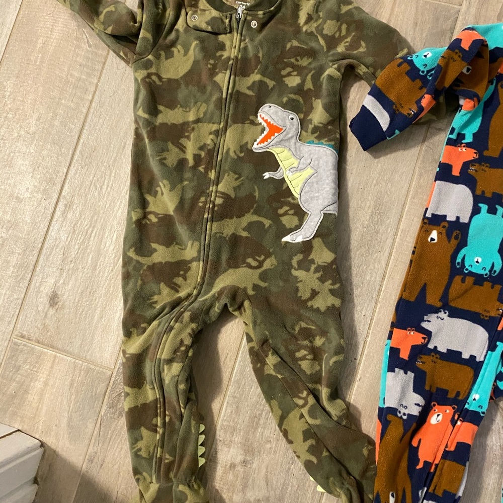 Like new fleece sleepers - Picture 3 of 5